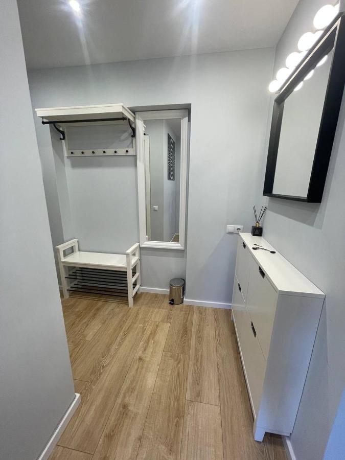 Appartement Modern 1br Haven Near Two Parks